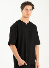 Ανδρική κοντομάνικη μπλούζα με V κόψιμο - VITTORIO - 200-25-MIRO - V cut t-shirt oversized feet μαύρο