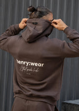 HENRY CLOTHING - Ανδρικό φούτερ με κουκούλα Statement back print- Καφέ 3-763