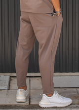 Ανδρικό ανοιξιάτικο παντελόνι Henry clothing 8-030-brown