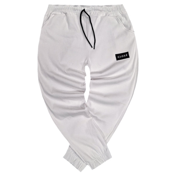 Close society - W24-122 - black patch sweatpants - white