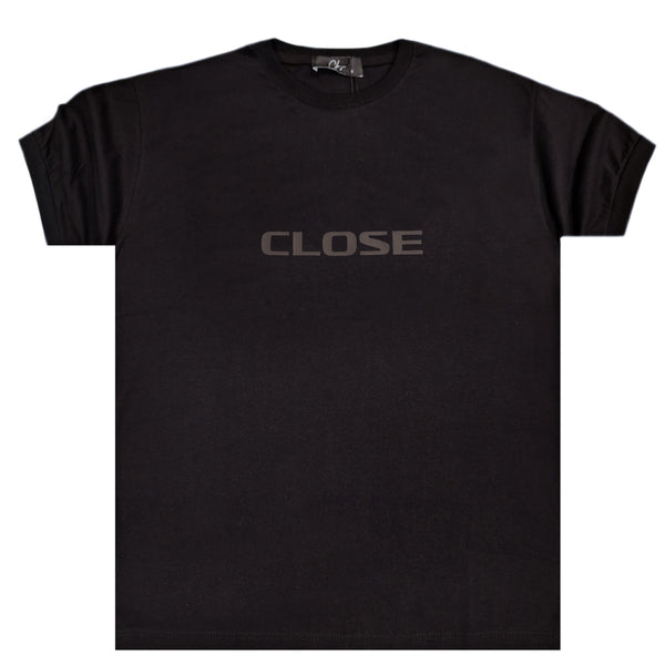 Ανδρική κοντομάνικη μπλούζα Close society - S24-215 - big simple logo μαύρο