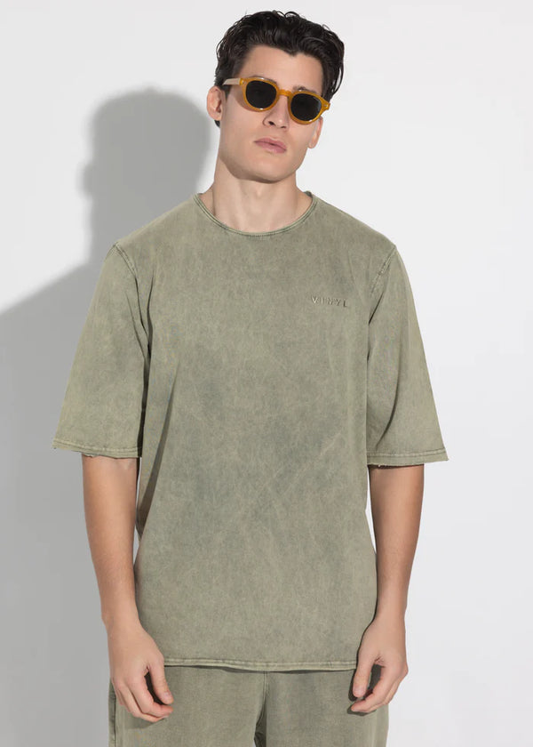 Ανδρική κοντομάνικη μπλούζα Vinyl Art Clothing - 82520-04 - cotton oversized fit premium washed tee χακί