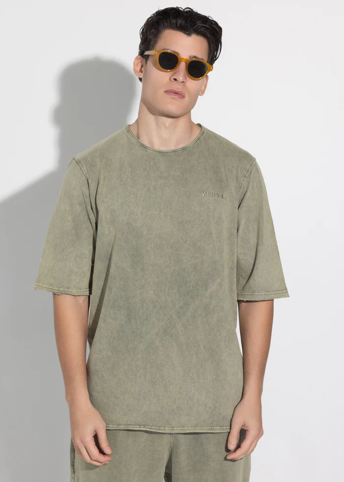 Ανδρική κοντομάνικη μπλούζα Vinyl Art Clothing - 82520-04 - cotton oversized fit premium washed tee χακί