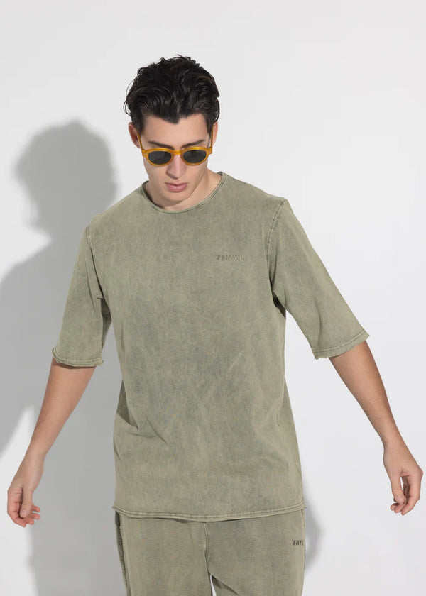 Ανδρική κοντομάνικη μπλούζα Vinyl Art Clothing - 82520-04 - cotton oversized fit premium washed tee χακί