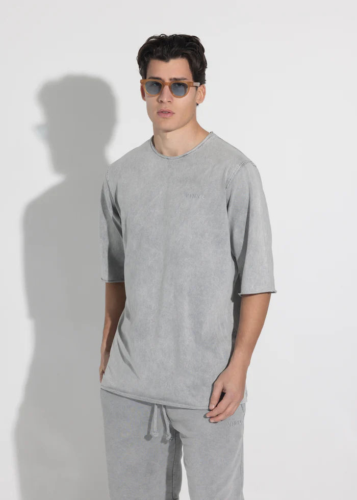 Ανδρική κοντομάνικη μπλούζα Vinyl Art Clothing - 82520-09 - cotton oversized fit premium washed tee γκρι
