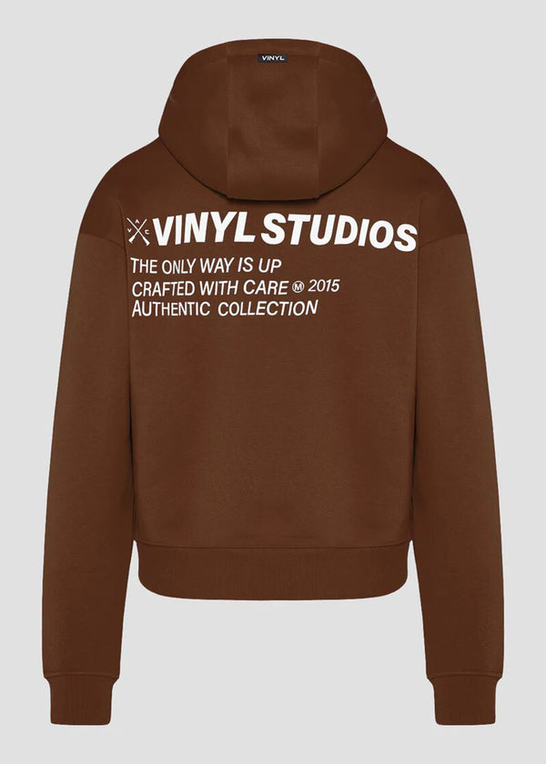 Ανδρικό μακρυμάνικο φούτερ με κουκούλα Vinyl Art Clothing-75757-33-Studios V Legacy hoodie cotton oversized brown