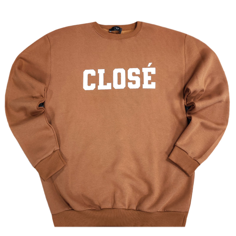 Close society - W23-868 - bold logo - brown