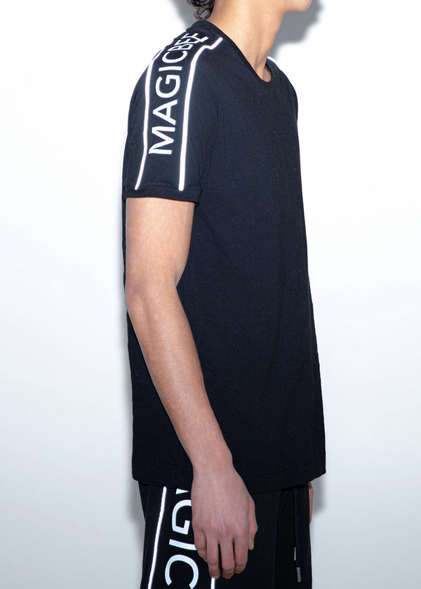 Ανδρική κοντομάνικη μπλούζα Magicbee - MB2503 - Reflected Logo Tape Tee - Black (Special Edition)
