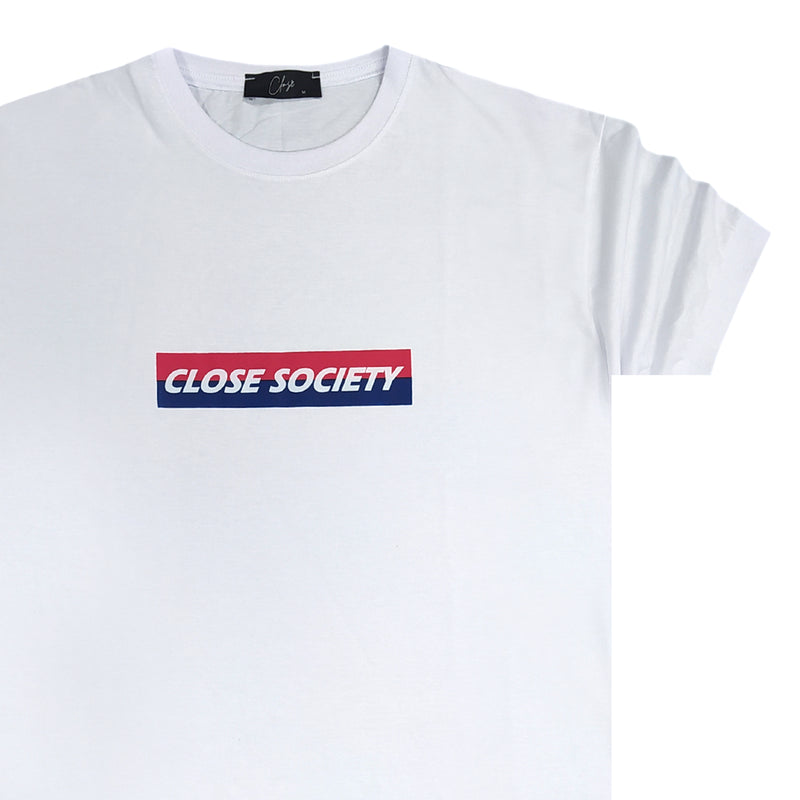 Close society - S23-263 - red blue logo tee - white