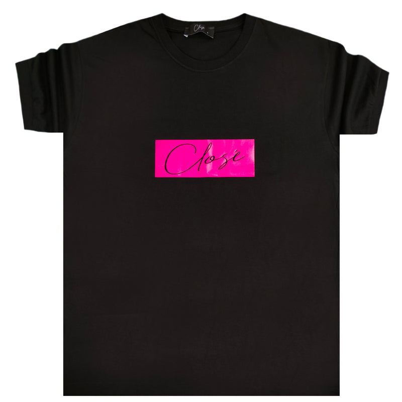 Clvse society - S23-281 - pink logo tee - black