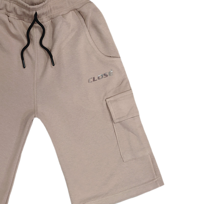 Close society - s23-361 - glossy cargo shorts - beige