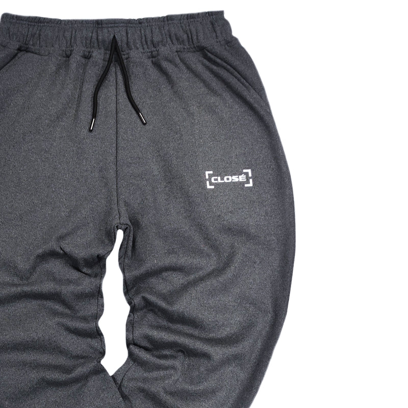 Close society - W23-105 - border logo sweatpants - dark grey