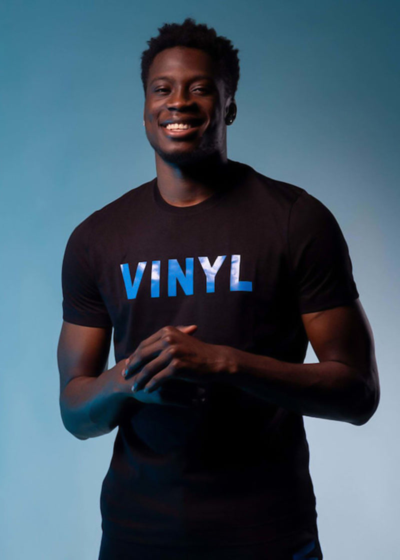 Ανδρική κοντομάνικη μπλούζα Vinyl art clothing - 44952-01 - logo print μαύρο