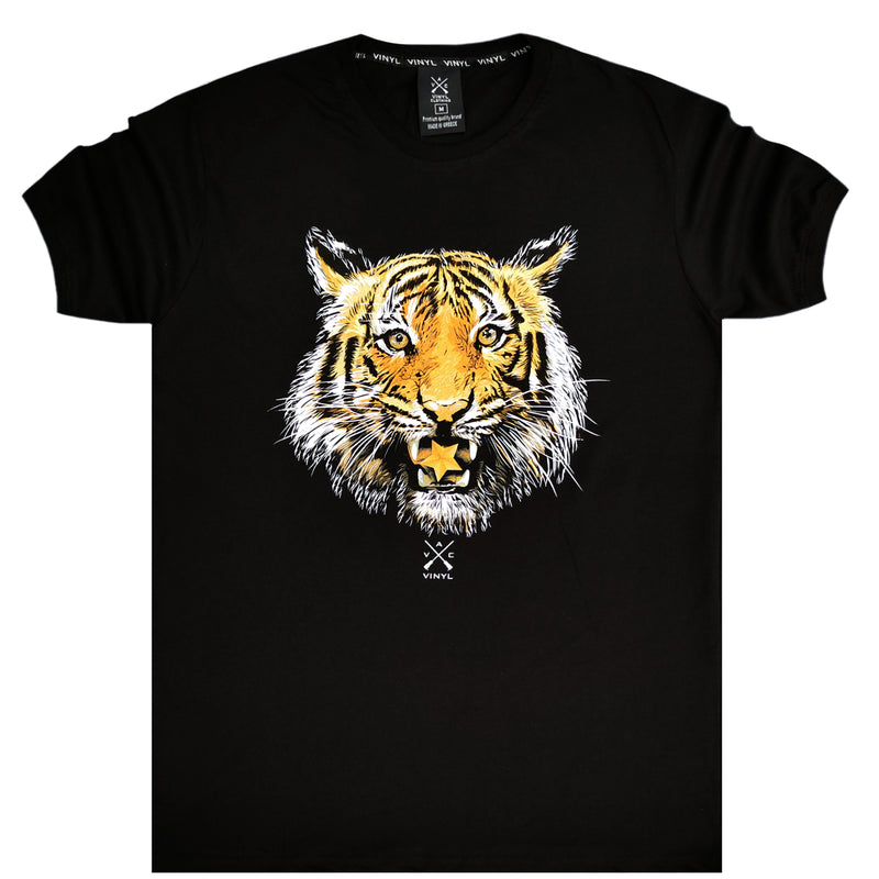 Vinyl art clothing black star tiger t-shirt
